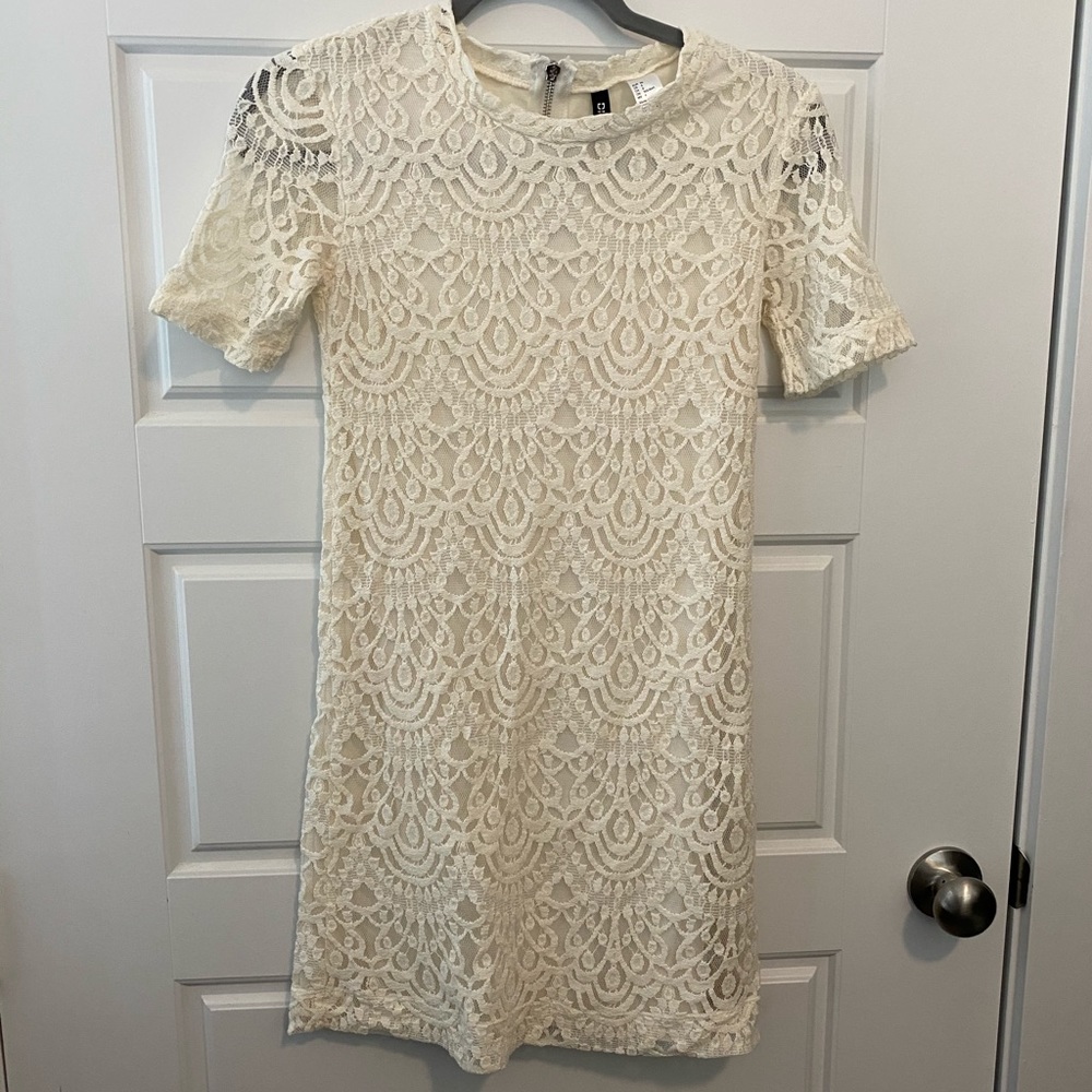 NWOT H&M Off-White Lace Dress